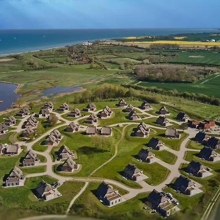 Reetdorf Geltinger Birk Atelierhaus Mooreiche * Nieby (Nieby, Schleswig-Flensburg)